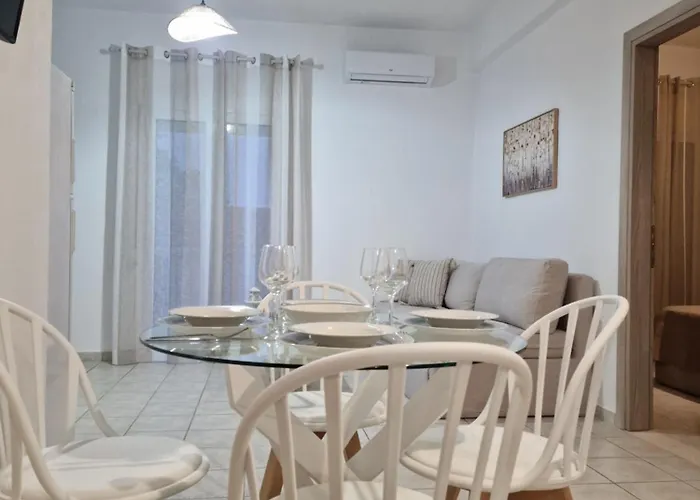 Διαμέρισμα Serendipity Σκιάθος Πόλη